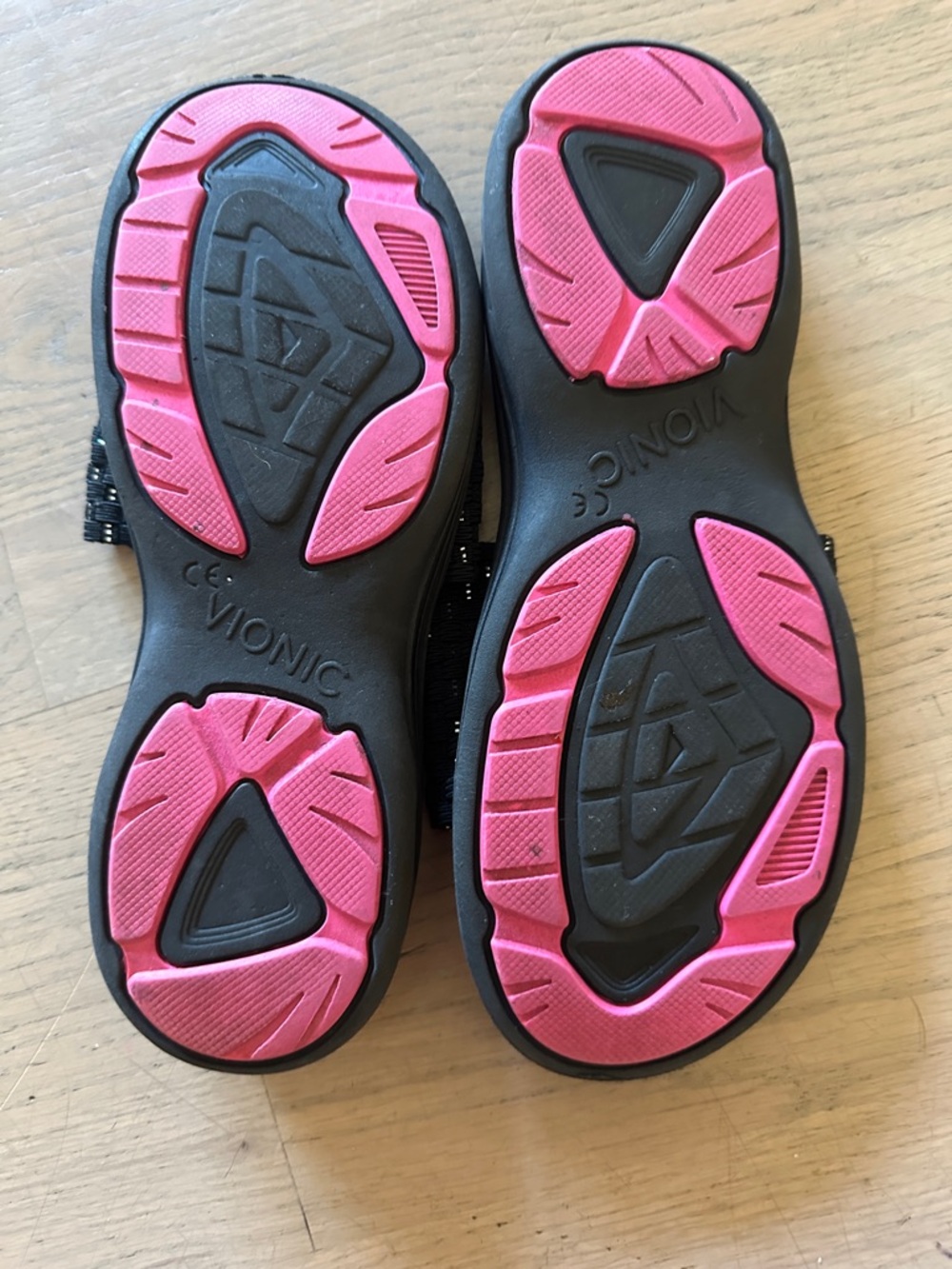 Vionic Slide Sandals - Women's Comfort Slides - Picture 4 of 4